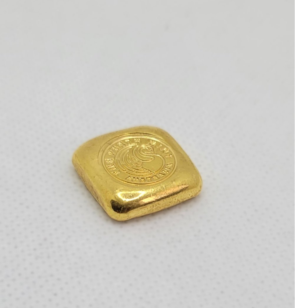 Thumbnail for The Perth Mint 1oz Gold Cast Bar