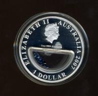 Image 3 for 2007 Treasures of Australia 1oz Silver Locket Coin - Sapphires