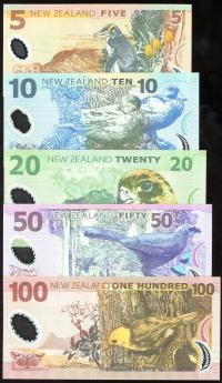 Image 2 for 2003 New Zealand Set of 5 First Prefix Notes with Matching Serial Numbers AA03 000831 UNC