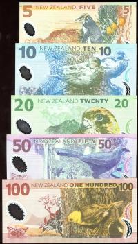 Image 2 for 2004 New Zealand Set of 5 First Prefix Notes with Matching Serial Numbers AA04 000831 UNC