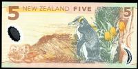 Image 2 for 2005 New Zealand $5 Banknote BL05 147674 UNC